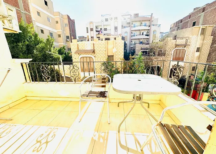 Panda Grey With Balcony Center Apartman